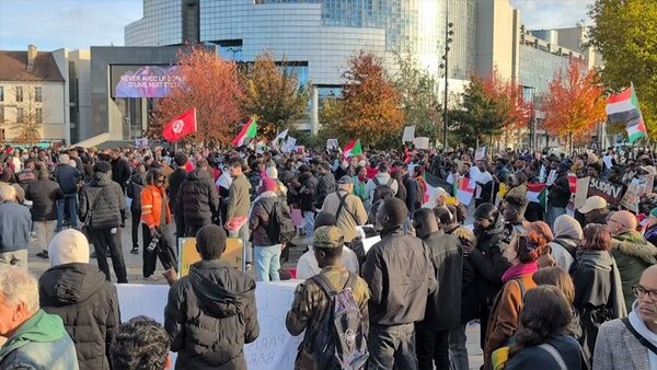 Protesters in France condemn massacres in Sudan