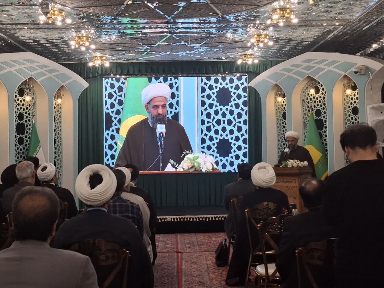 هشتمین مراسم ملی طرح «قرار دوازدهم» برگزار شد / بی‌آزار تهرانی: خدمت به نیازمندان، مأموریت دائمی بقاع متبرکه است