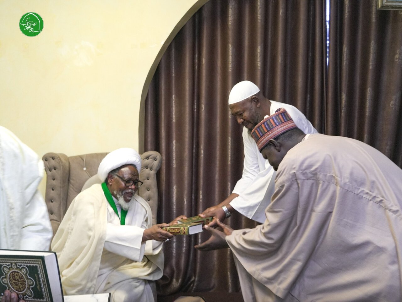 عالم برجستۀ اهل سنت نیجریه با شیخ زکزاکی دیدار کرد + تصاویر