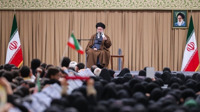 イラン最高指導者：「米国大使館占拠で同国政府の正体が露見」【写真あり】