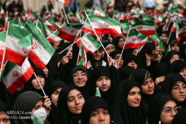 Rapora wêneyan | Hevpeyvîna xwendekarên dibistan û zanîngehan bi Rehberê e Giranqedr Şoreşê ra