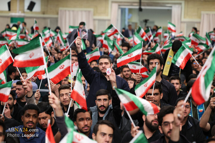 Rapora wêneyan | Hevpeyvîna xwendekarên dibistan û zanîngehan bi Rehberê e Giranqedr Şoreşê ra