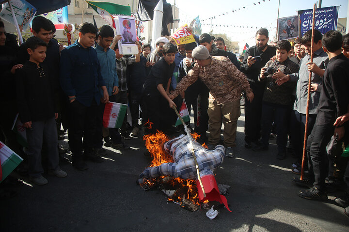 Photos: National Day Against Global Arrogance marked in Hazrat Masoumeh holy shrine