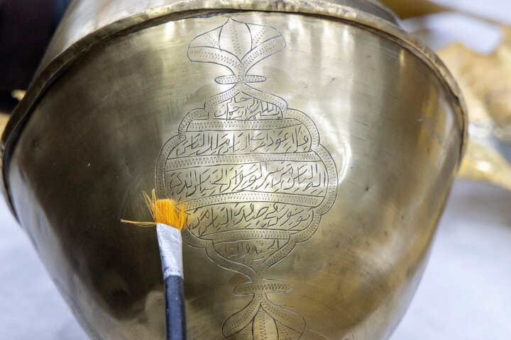 متحف الكفيل ينجز أعمال الصيانة والترميم لمقتنيات العتبة العسكرية المقدسة