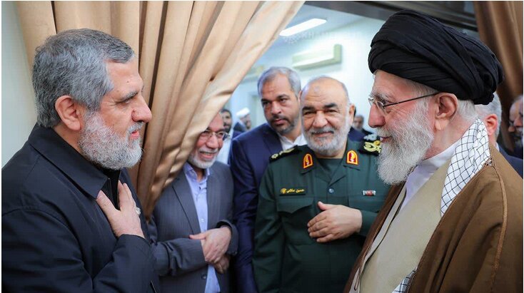 همسر شهید »حاج رمضان« در گفتوگو با ابنا: در محضر رهبر انقلاب سراپاگوش بود/ سفارشهای شهید ایزدی در نامه به فرزندانش + تصاویر همسر شهید »حاج رمضان« در گفتوگو با ابنا: در محضر رهبر انقلاب سراپاگوش بود/ سفارشهای شهید ایزدی در نامه به فرزندانش + تصاویر