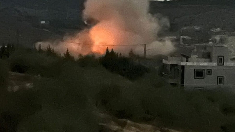 الاحتلال "الإسرائيلي" يتوغّل ويفجّر منزلًا في ميس الجبل الجنوبية بلبنان