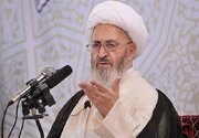 Grand Ayatollah Sobhani Praises Quran as Light and Guidance
