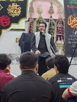 تصویری خبر ||دیلی میں مقیم کرگل کے طلبا کی جانب سے مجلس حضرت فاطمہ کا انعقاد