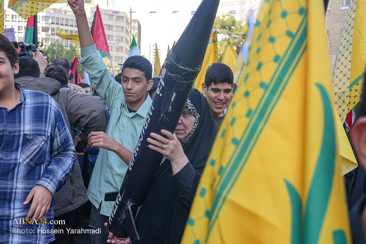 Photos: People of Tehran rally to mark US Embassy takeover anniversary