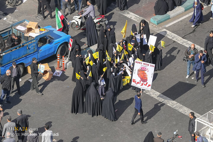 Photos: People of Tehran rally to mark US Embassy takeover anniversary