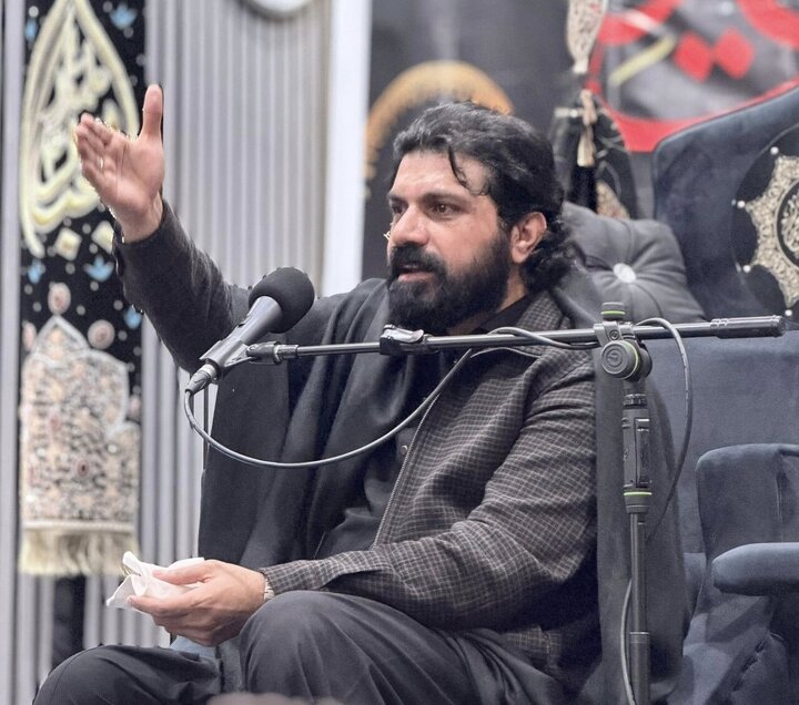 تقرير مصور/ مجلس عزاء بمناسبة استشهاد السيدة "فاطمة الزهراء" (ع) في انجلترا