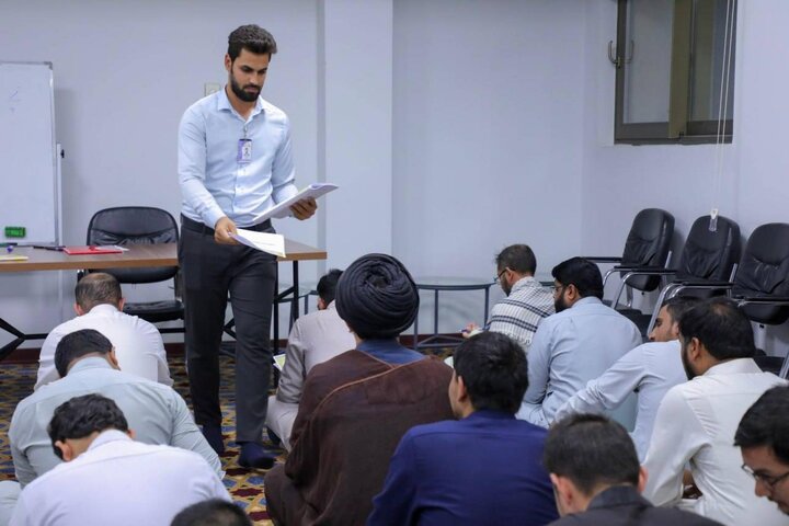 تقرير مصور/ اختتام دورة قرآنية في التلاوة لطلبة العلوم الدينية في النجف الأشرف