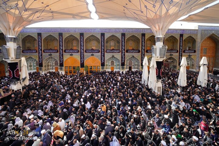 آیت‌الله العظمی بشیر نجفی در حرم مطهر علوی در مراسم شهادت حضرت فاطمه زهرا (س) شرکت کرد