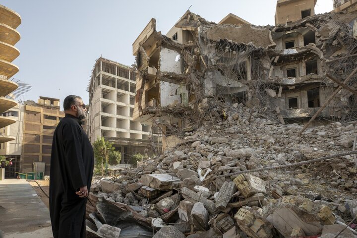 استمرار عمليات هدم الأبنية المحيطة بمرقد أبي الفضل العباس (عليه السلام)