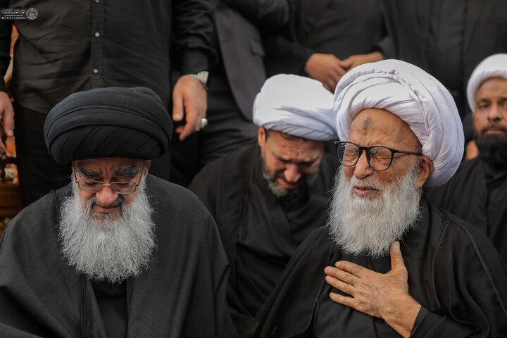 အာယာသွလ္လာဟ် အလ်အွဇ်မာ ဟာဖေဇ် ဗရှီးဟိုစိုင်းန်နဂျဖီး  ဦးဆောင်သည့် သခင်မကြီးဖွာတွေမဟ် ဇဲဟ်ရာ (စ.အ) ရှဟာဒသ် အလံထွက် ။ ။ Photos