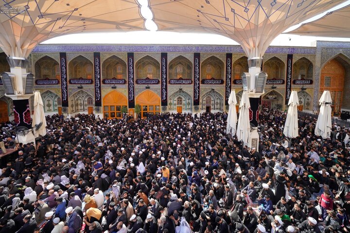 အာယာသွလ္လာဟ် အလ်အွဇ်မာ ဟာဖေဇ် ဗရှီးဟိုစိုင်းန်နဂျဖီး  ဦးဆောင်သည့် သခင်မကြီးဖွာတွေမဟ် ဇဲဟ်ရာ (စ.အ) ရှဟာဒသ် အလံထွက် ။ ။ Photos