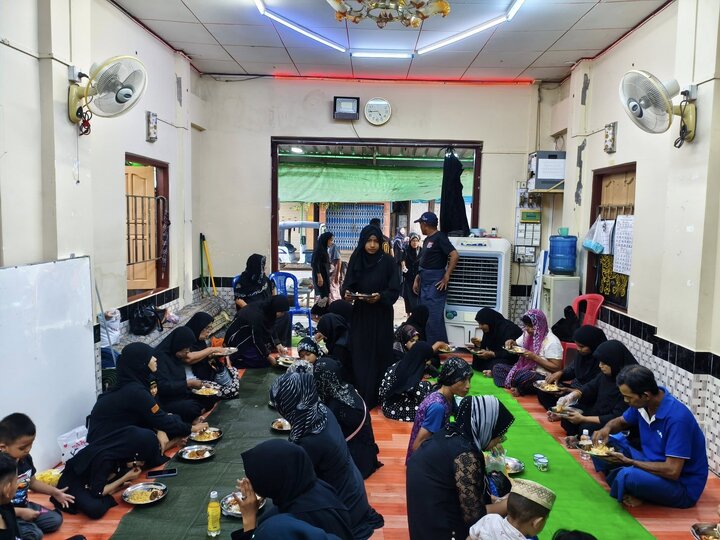 ပြည် ရှီအဟ် အေမာမ်ဘာရာ ၏ မဂျ်လစ်စေ ဟဇရသ် ဖွာတွေမဟ် ဇဲဟ်ရာ (စ.အ)   ၏ မြင်ကွင်း ။ ။ Photos