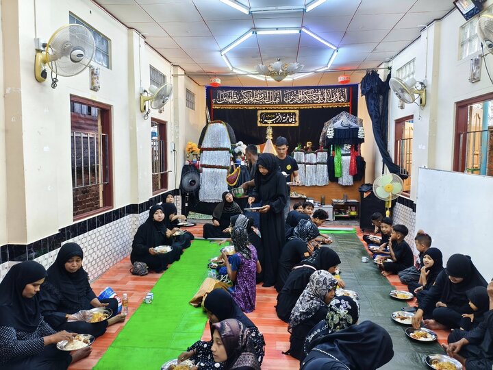 ပြည် ရှီအဟ် အေမာမ်ဘာရာ ၏ မဂျ်လစ်စေ ဟဇရသ် ဖွာတွေမဟ် ဇဲဟ်ရာ (စ.အ)   ၏ မြင်ကွင်း ။ ။ Photos