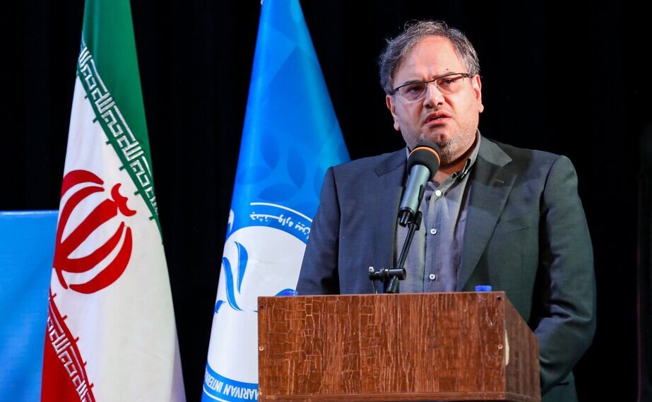 تکریمِ خادمان طرح ملی «مسجد، پایگاه قرآن» همزمان با اختتامیه هفدهمین دوره «مدهامتان»