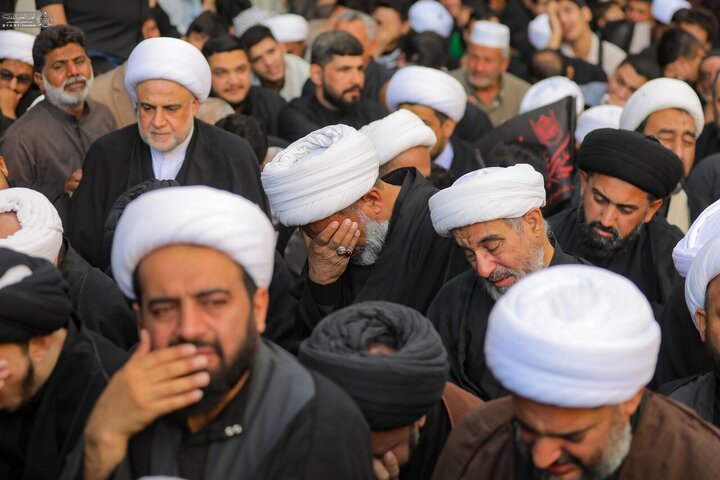 تقرير مصور/ مشاركة واسعة في إحياء ذكرى استشهاد السيدة "فاطمة الزهراء" (ع) بمدينة النجف الأشرف