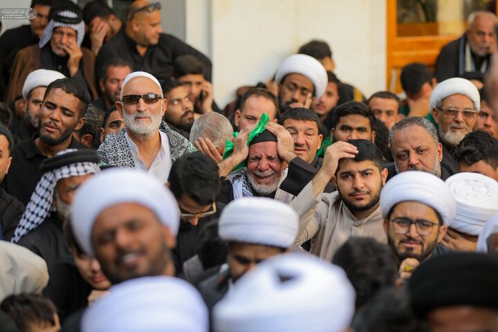 تقرير مصور/ مشاركة واسعة في إحياء ذكرى استشهاد السيدة "فاطمة الزهراء" (ع) بمدينة النجف الأشرف