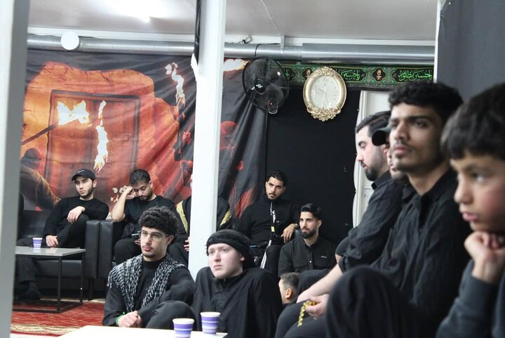 ডেনমার্কের শিয়ারা হযরত ফাতেমা যাহরা (সা.আ.)-এর শাহাদত বার্ষিকিতে শোক অনুষ্ঠান করে+ছবি।