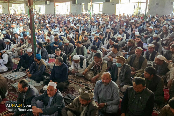 ကာဘူးလ်မြို့ အနောက်ဘက် တွင်  ရှီအဟ် မွတ်စလင်မ်များ၏ သောကြာနမာဇ် ပုံရိပ်များ ။ ။ Photos