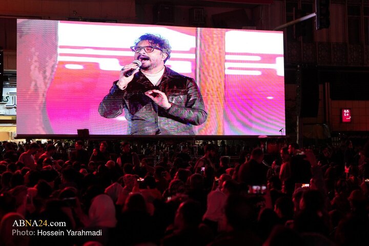 رونمایی از مجسمه «زانو زنندگان برابر ایران»