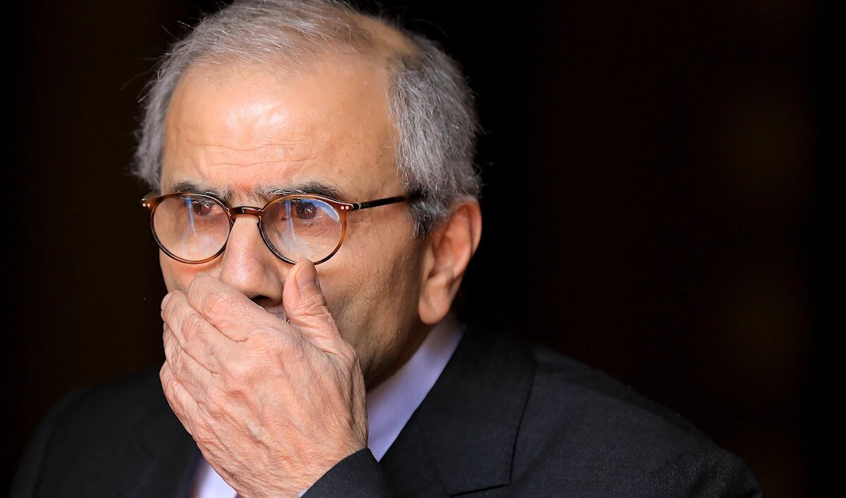 نخست‌وزیر لبنان در واکنش به نامه حزب‌الله: تصمیم جنگ و صلح تنها در دست دولت است