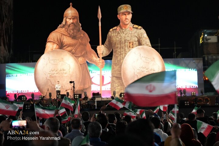 Photos: Unveiling of statue of "Those who kneel before Iran"