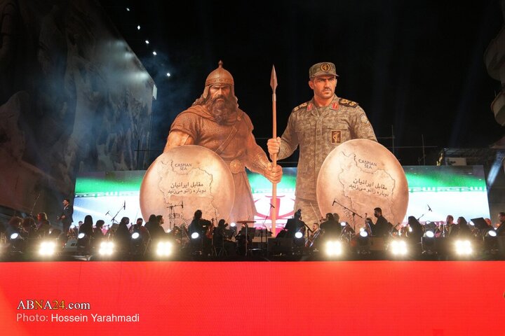 Photos: Unveiling of statue of "Those who kneel before Iran"