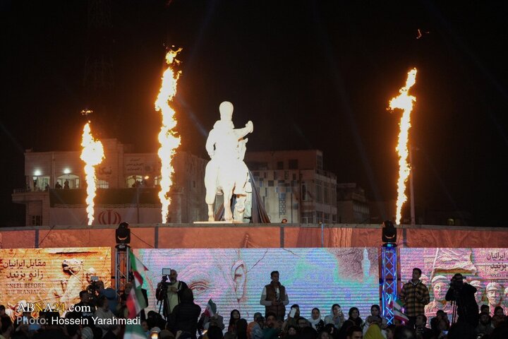 Photos: Unveiling of statue of "Those who kneel before Iran"