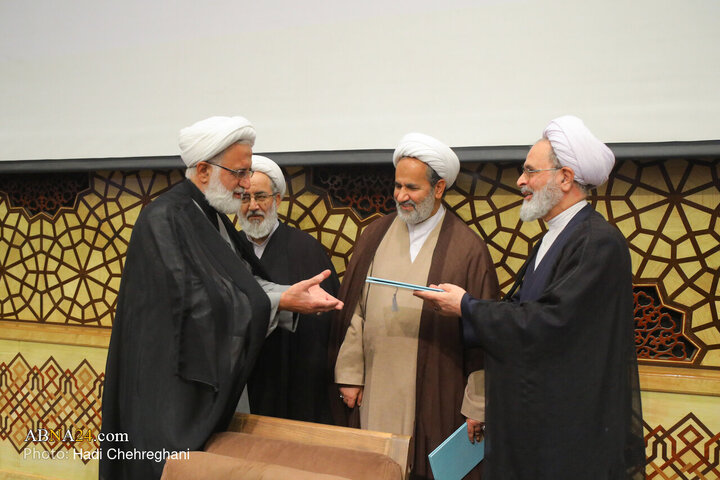 Photos: Conference of higher levels professors of Qom Seminary