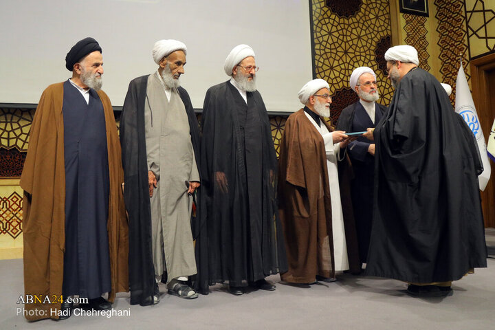 Photos: Conference of higher levels professors of Qom Seminary
