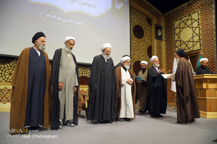 Photos: Conference of higher levels professors of Qom Seminary