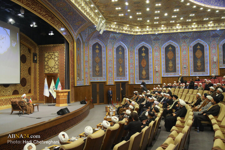 Photos: Conference of higher levels professors of Qom Seminary