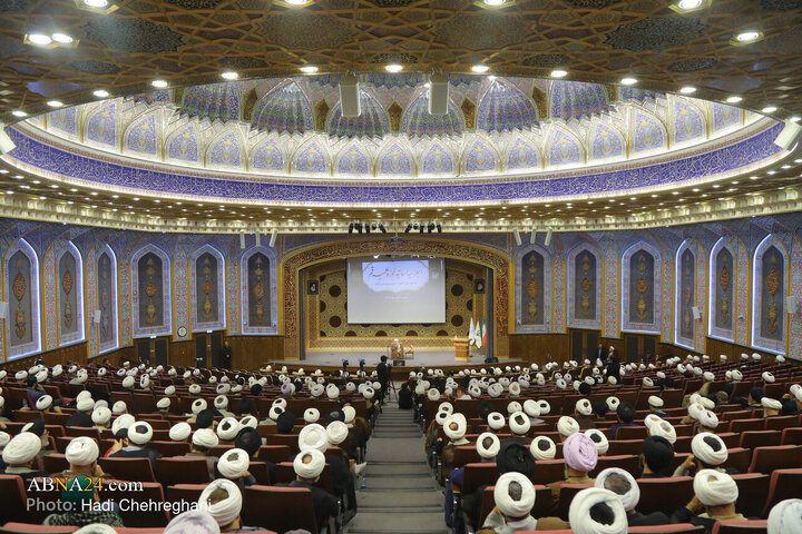 Photos: Conference of higher levels professors of Qom Seminary