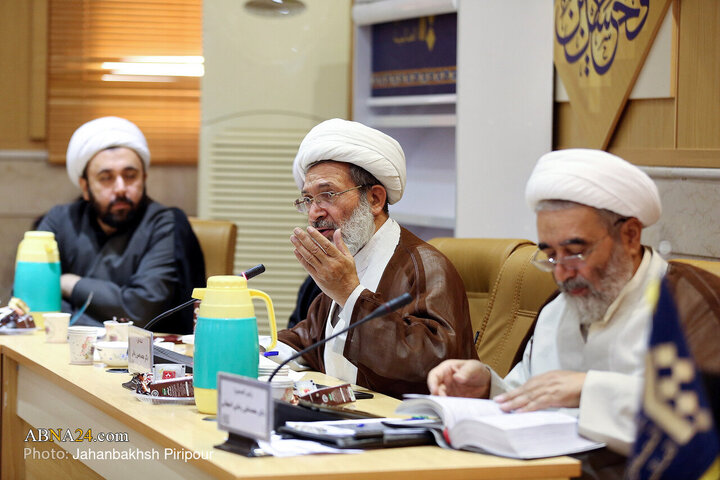 کمیسیون تخصصی همایش ما و غرب در اندیشه آیت‌الله خامنه‌ای در قم