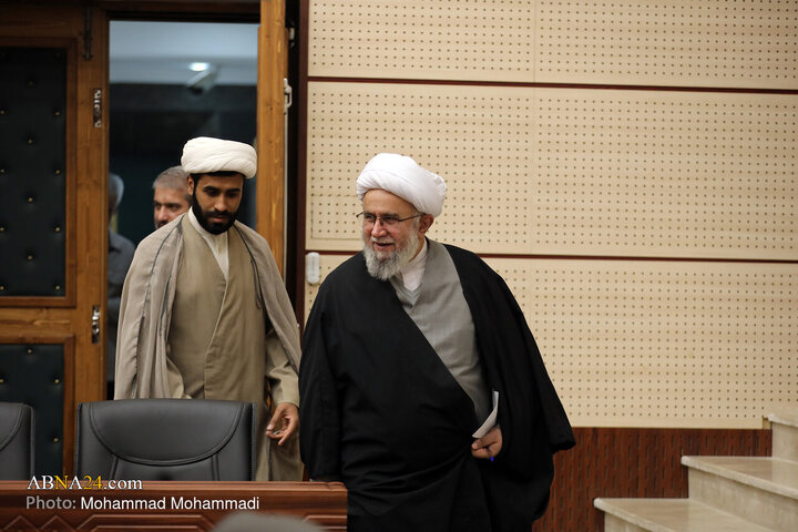 Photos: Russian women seminary students meet with Secretary General of AhlulBayt World Assembly