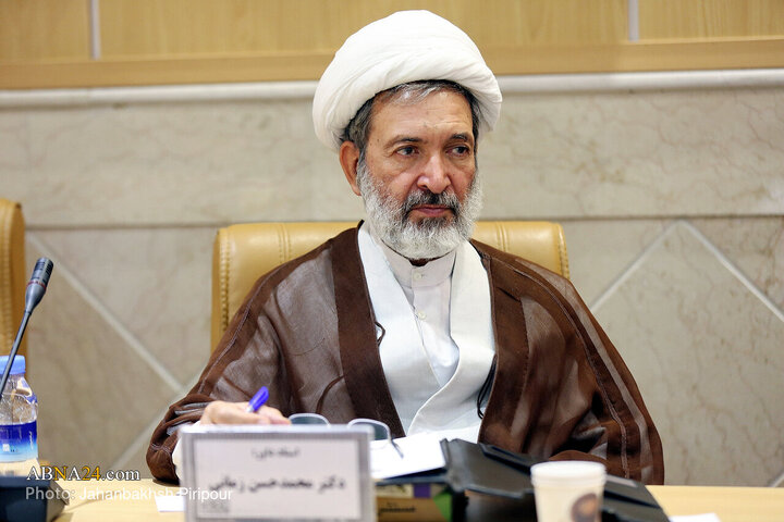 Photos: Specialized Commission of conference on "Us, West in Thought of Ayatollah Khamenei" held in Qom