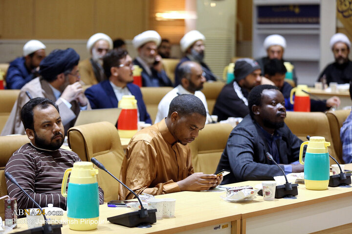 Photos: Specialized Commission of conference on "Us, West in Thought of Ayatollah Khamenei" held in Qom