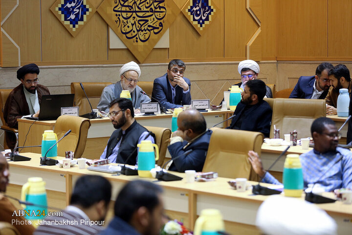 Photos: Specialized Commission of conference on "Us, West in Thought of Ayatollah Khamenei" held in Qom