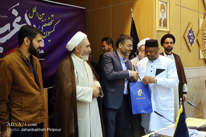 Photos: Specialized Commission of conference on "Us, West in Thought of Ayatollah Khamenei" held in Qom