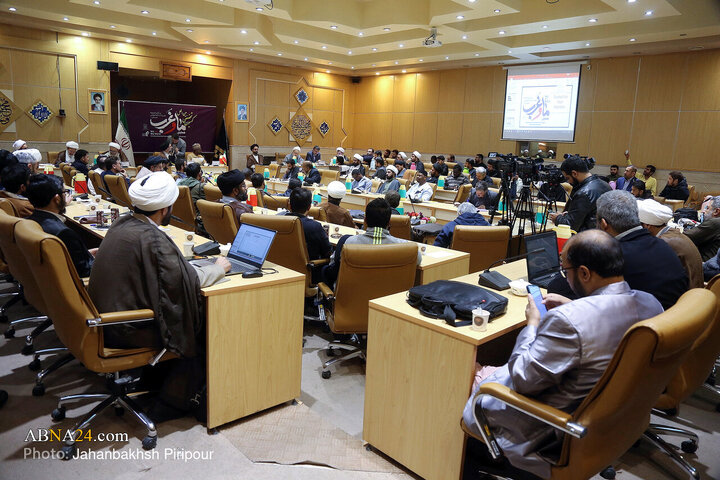 Photos: Specialized Commission of conference on "Us, West in Thought of Ayatollah Khamenei" held in Qom