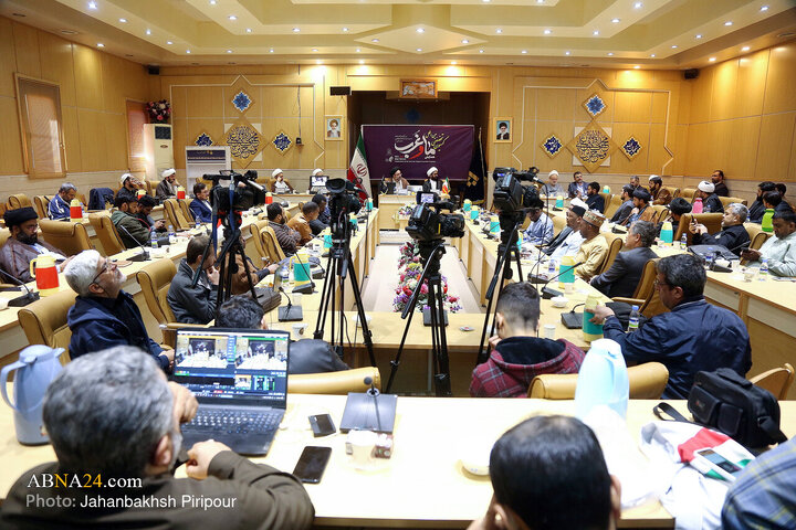 Photos: Specialized Commission of conference on "Us, West in Thought of Ayatollah Khamenei" held in Qom