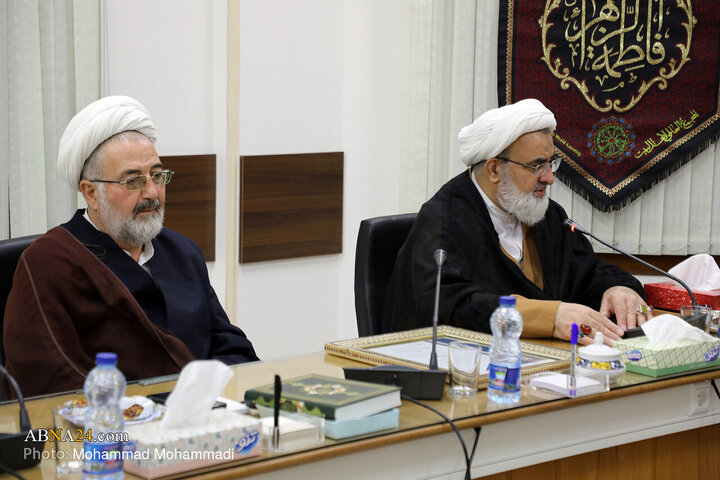 Photos: Members of “Amana al-Rasool” Congress meet with Ayatollah Ramazani