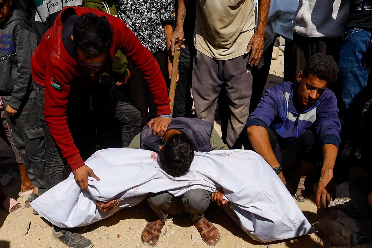 Israeli Shelling Kills Palestinian Man in Central Gaza