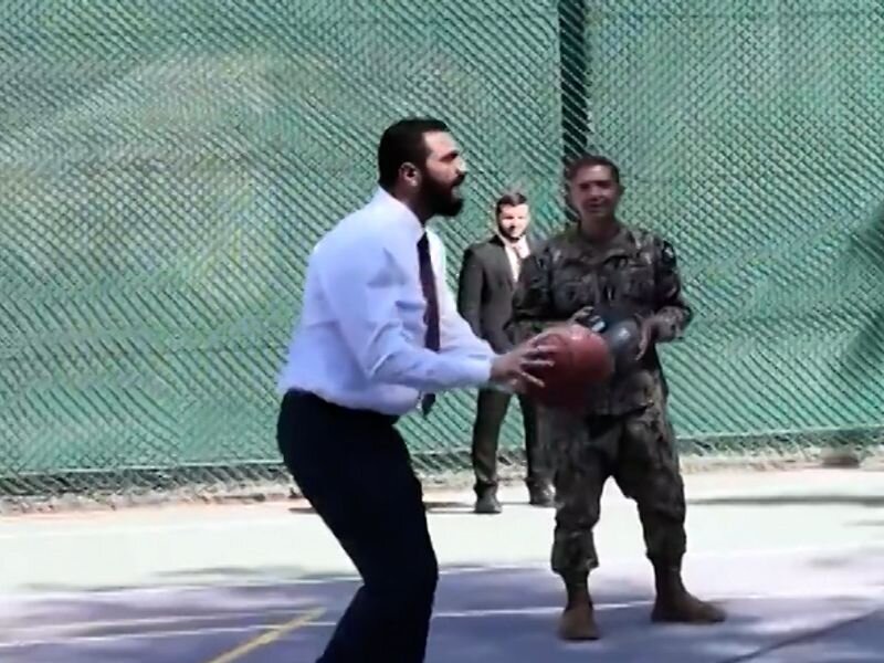 ABŞ-da səfərdə olan Culani Mərkəzi Komandanlıq sahəsində ABŞ zabitləri ilə basketbol oynadı \ Video