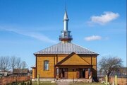 Wooden mosque in Belarus popular with Muslim tourists
