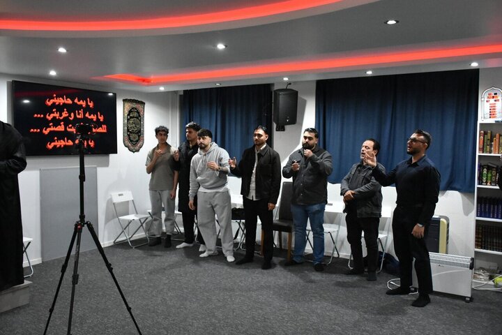 Raporta wêneyan/ Bîranîna şehadeta Xatûna Fatima Zehra (silavên Xwedê lê bin) li Navenda Ehlulbeytê (silavên Xwedê lê bin) li Swîsreyê hat lidarxistin